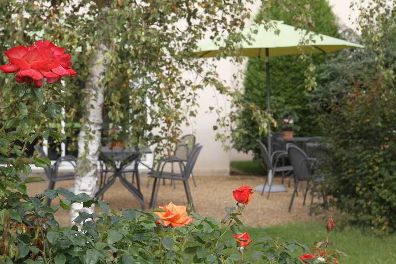 The Originals City, Hotel La Saulaie, Saumur Ouest Doue-la-Fontaine Exterior photo